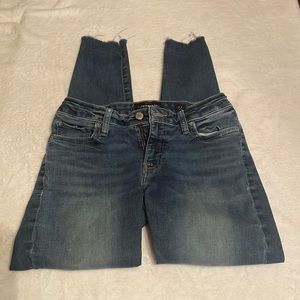 EUC Women’s Lucky Brand super skinny jeans, size 4/27